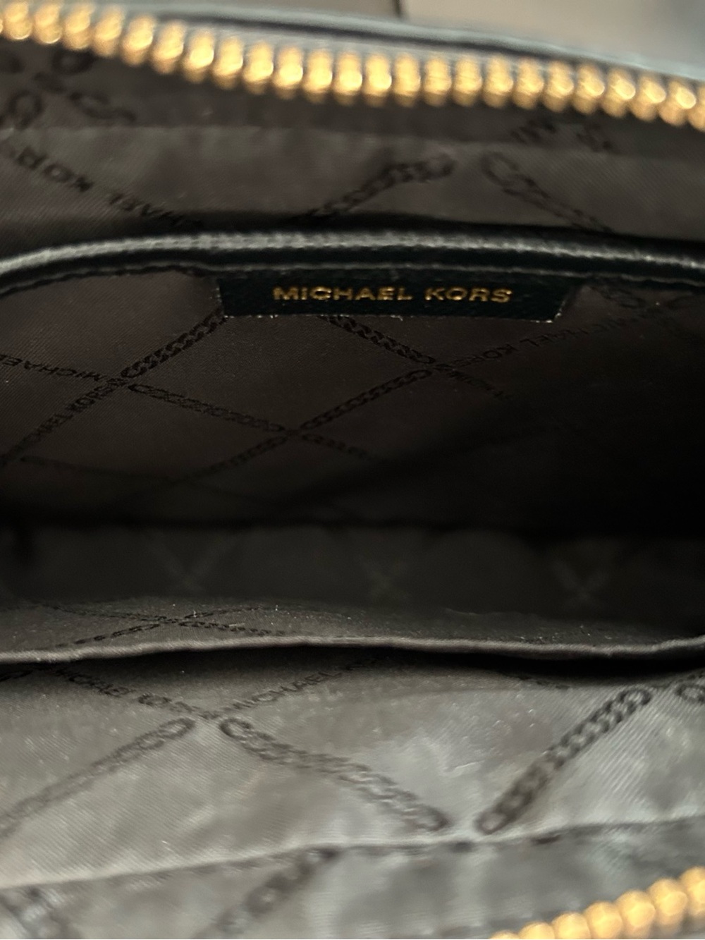 Michael Kors Black Leather Jet Set Santiago Crossbody with Gold Hardware - Picture 6 of 10